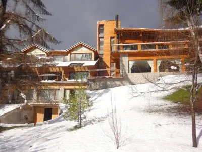 Rucakuyen Golf & Resort 3-star Cabins  in  Villa La Angostura