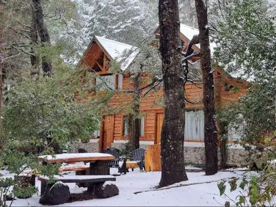Alto Arelauquen Cabañas 2 estrellas  en  Bariloche
