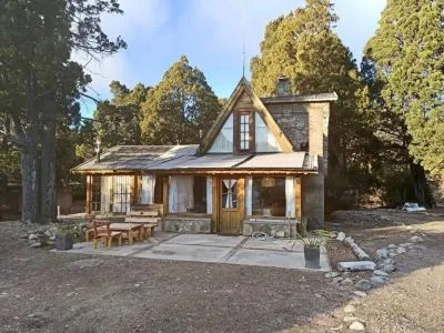 Rucachaw Alojamiento en Lago Meliquina (a 30 Km. de San Martín de los Andes)  en  San Martín de los Andes
