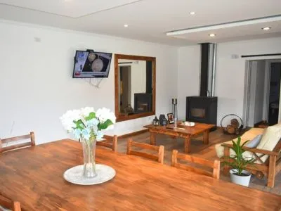 Cabañas 3 estrellas La Tata House