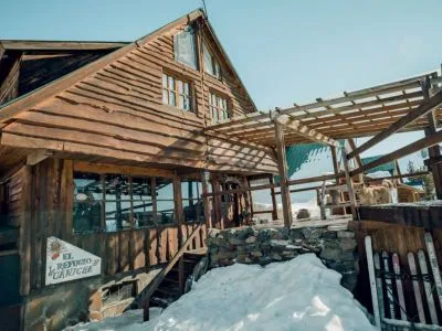 El Refugio de Caniche  Hostels  in  Caviahue