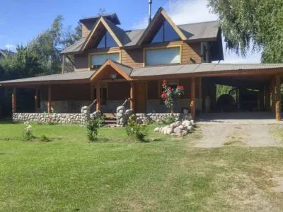 Piwkenyeyu Accommodation in Lago Meliquina (30 Km. from San Martín de los Andes)  in  San Martín de los Andes