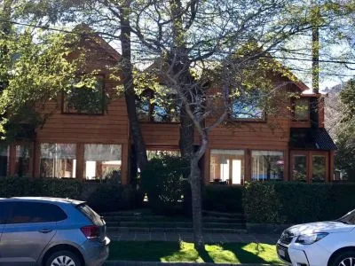 La Inesita Cabañas 3 estrellas  en  San Martín de los Andes