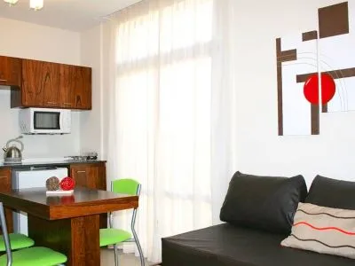 Apart Hotels Q Inn Apart Hotel & Spa