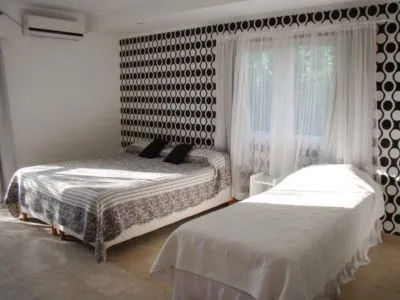 Hostelries Pura Vida