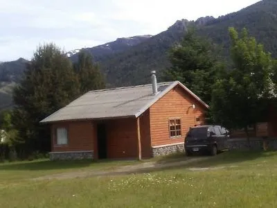 Alojamiento en Lago Meliquina (a 30 Km. de San Martín de los Andes) Huepull