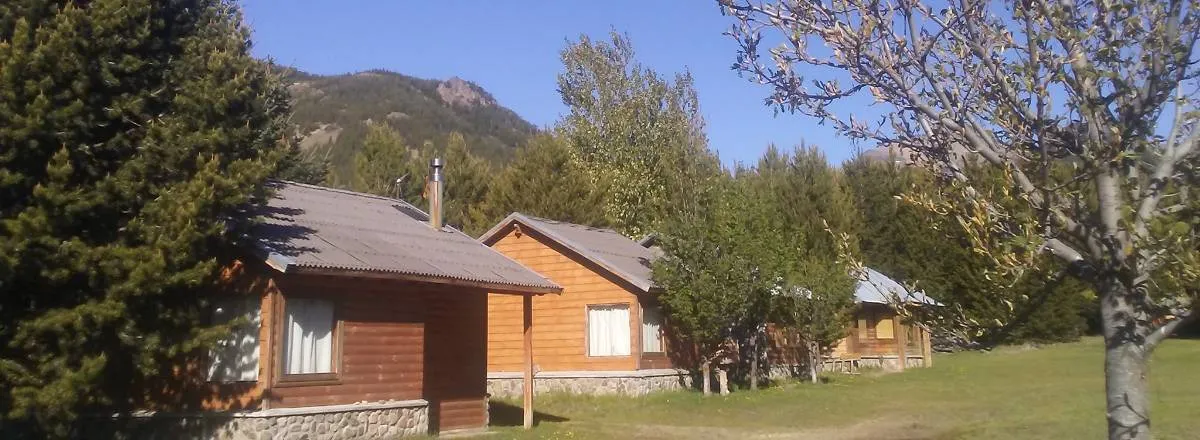 Alojamiento en Lago Meliquina (a 30 Km. de San Martín de los Andes) Huepull