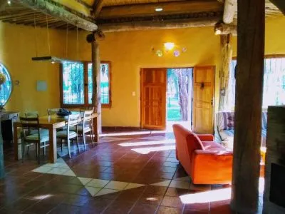 Cabañas De Barro y Caña - Apacible, diferente y lleno de esencia