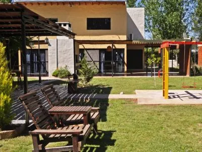 La Divina Pereza Cabañas 3 estrellas  en  San Rafael