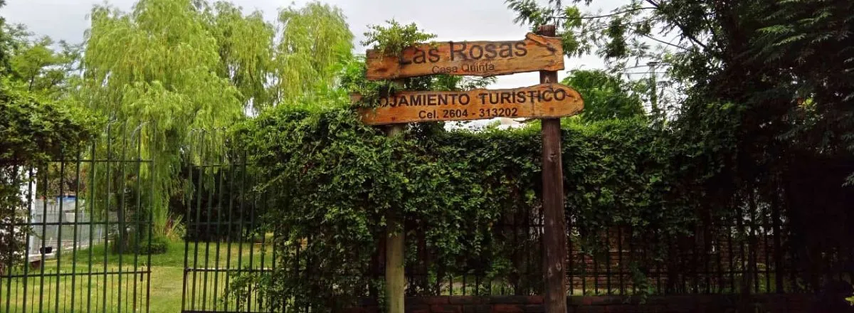 Cabañas Casa de Campo Casaquinta Las Rosas