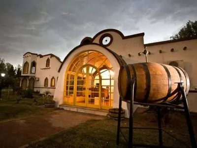 Entre Vinos y Fuego Hoteles 1 estrella  en  San Rafael