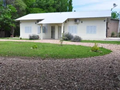 Calel Pirén Cabañas 2 estrellas  en  San Rafael