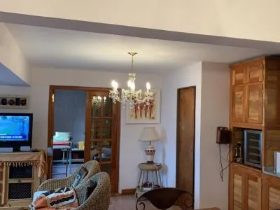 Alquileres de propiedades turísticas Casa con Costa de lago Nahuel Huapi 8 Personas - Cod 3023