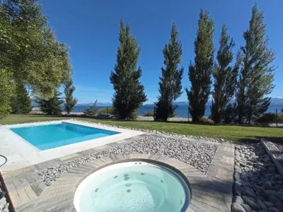 Luna del Lago Cabañas 3 estrellas  en  Bariloche