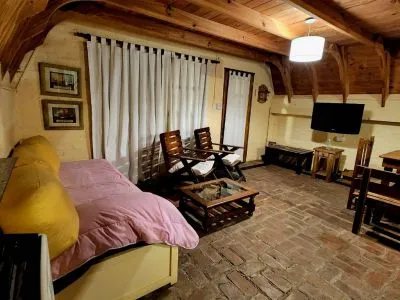 Cabañas 2 estrellas Alpinas del Lago Tandil