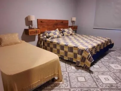 Hoteles Hostal Las Tres Marías