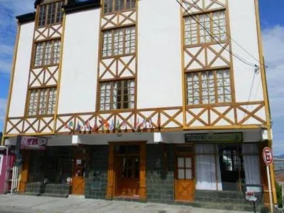 Posada del Pinguino Hosterías  en  Ushuaia