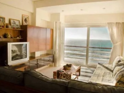 Houses and apartments Rental Departamento Frente Al Mar en Edificio Marina