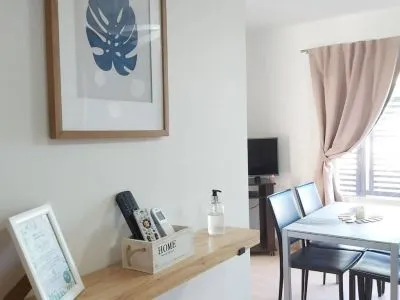 Bungalows/Short Term Apartment Rentals Departamentos Lola Mora