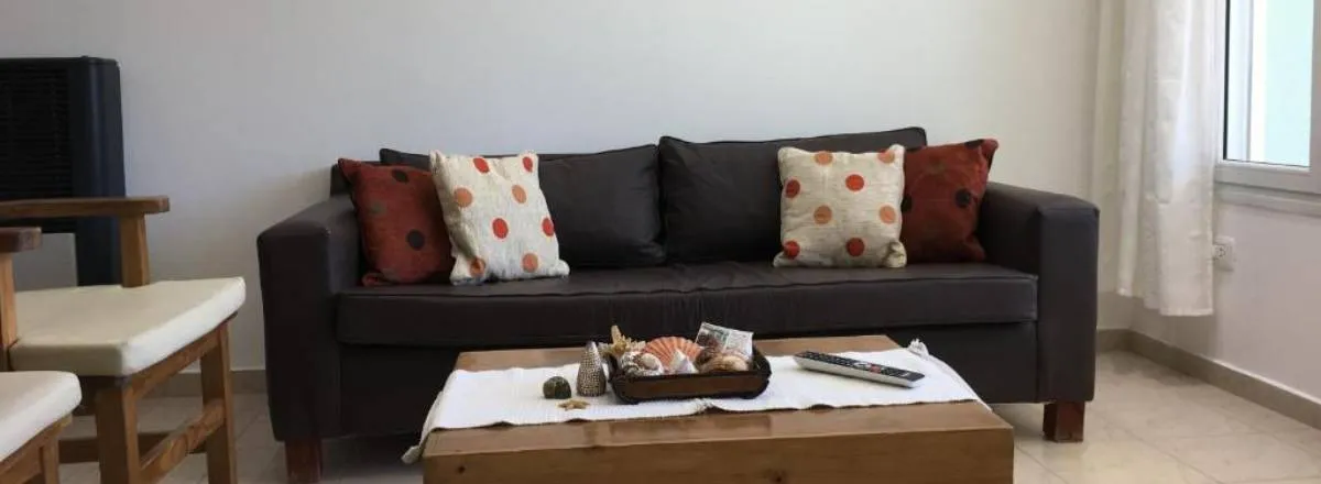 Temporary rent Triplex Somuncura