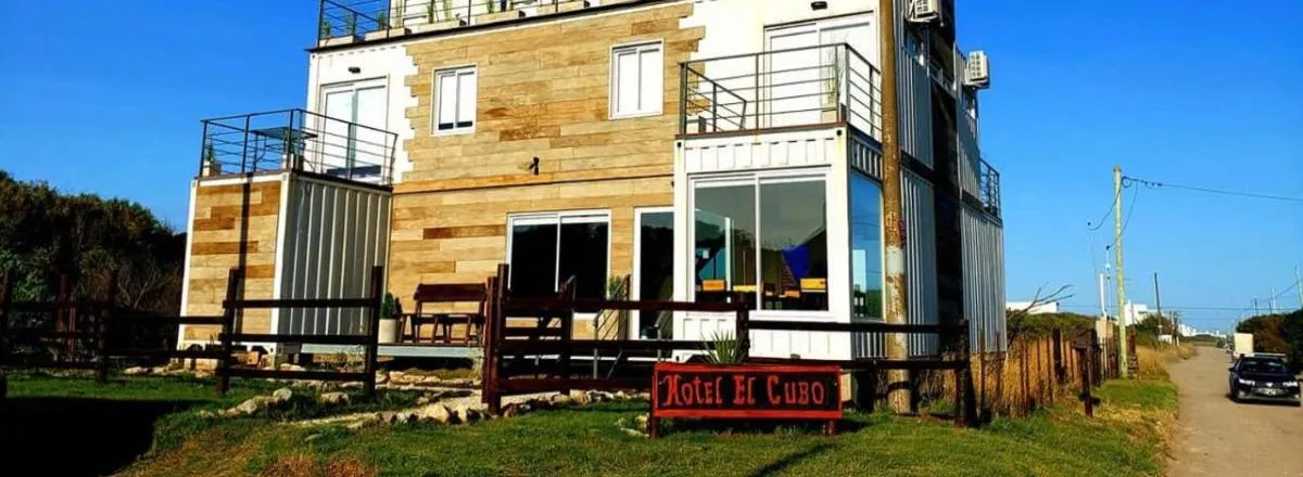 Hotels Cubo Container