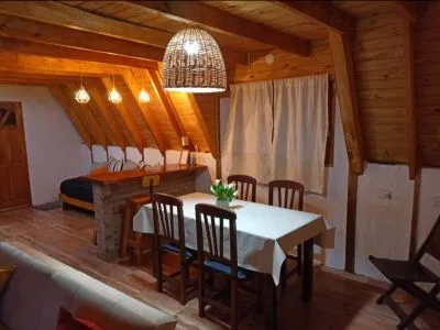 Cabins Cabaña La Nucci