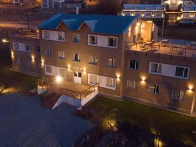 Titan Hostel Albergues/Hostels  en  El Calafate