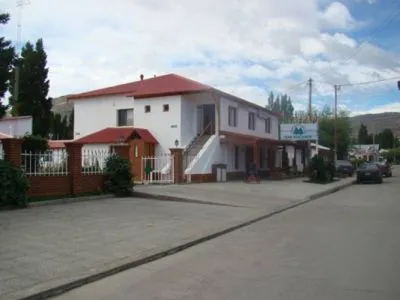 Los Dos Pinos Cabañas  en  El Calafate