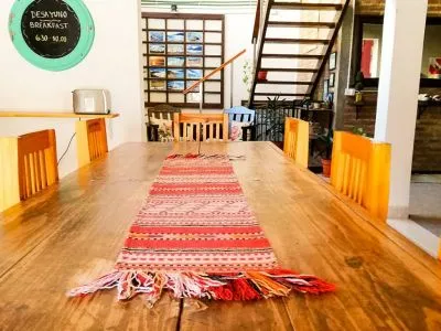 2-star Hostelries Nau