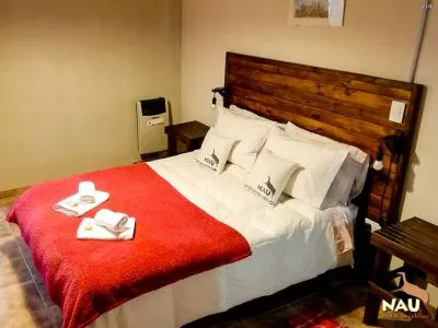 2-star Hostelries Nau