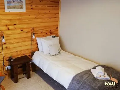 2-star Hostelries Nau