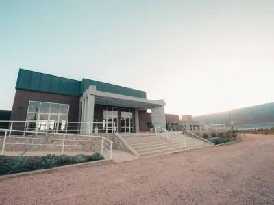 Hoteles 4 estrellas Entre Viñedos Resort