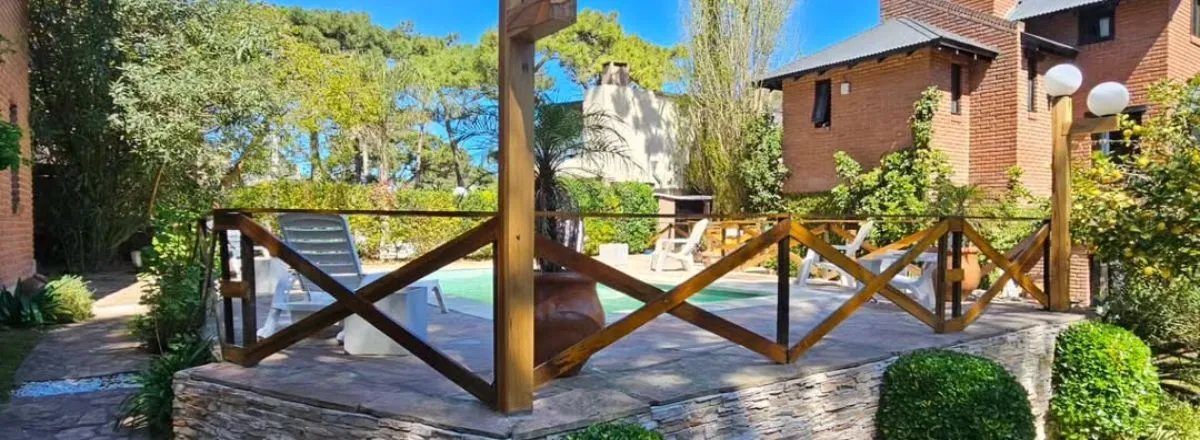 Cabins Reina Mora Playa Cabins