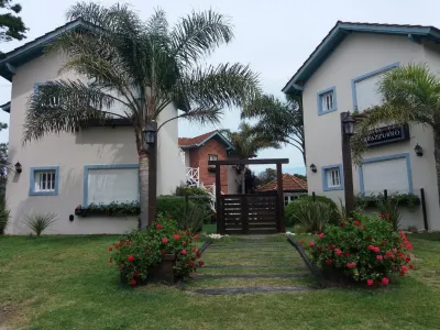 Departamentos de Alquiler Turístico Mareazzurro Apart