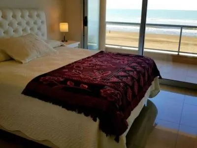 Apartments 108 y el Mar