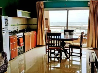 Departamentos Sobre el Mar Departamentos