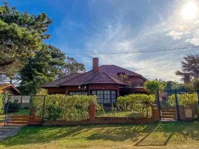 Alquileres Denalan Cabins  in  Villa Gesell