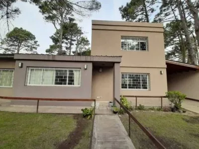 Cabins Casa Calida y Moderna