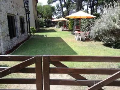 Mirando al Bosque Cabins  in  Villa Gesell