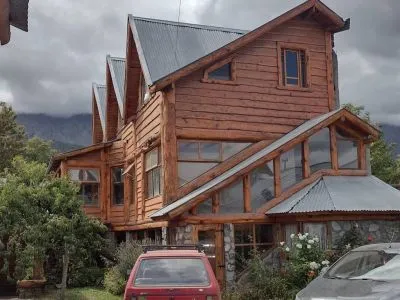 Jardin de Rosas Albergues/Hostels  en  El Bolsón