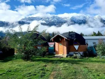 Domos & Glamping Eiwa Domos