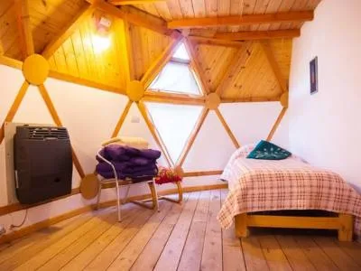 Domos & Glamping Eiwa Domos