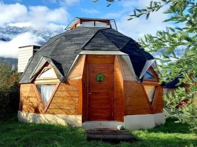 Domos & Glamping Eiwa Domos