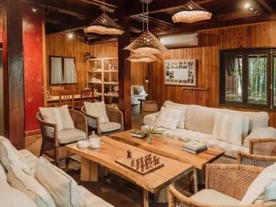 Lodges Overo Lodge & Selva