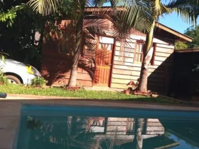 Nayla y Yaya Cabañas  en  Puerto Iguazú