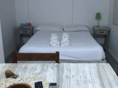 Bungalows/Short Term Apartment Rentals Lakasa Containers