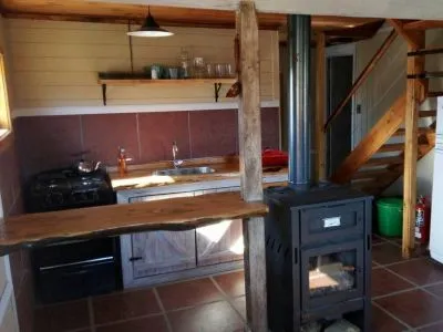 Alojamiento en Lago Meliquina (a 30 Km. de San Martín de los Andes) Casa de Campo Meliquina