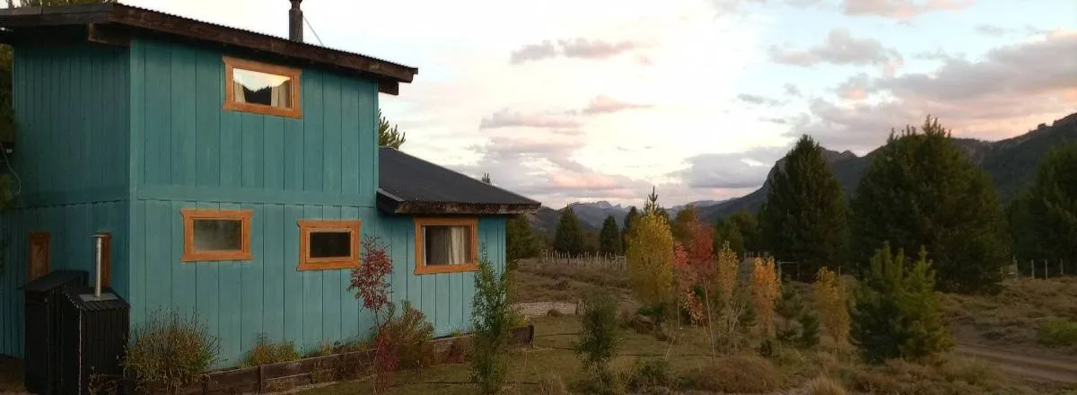 Alojamiento en Lago Meliquina (a 30 Km. de San Martín de los Andes) Casa de Campo Meliquina