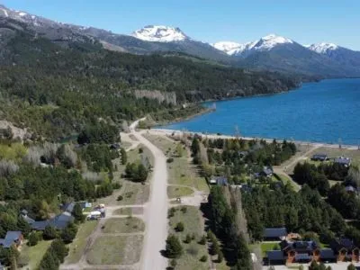 Alojamiento en Lago Meliquina (a 30 Km. de San Martín de los Andes) Cabañas El Montañes