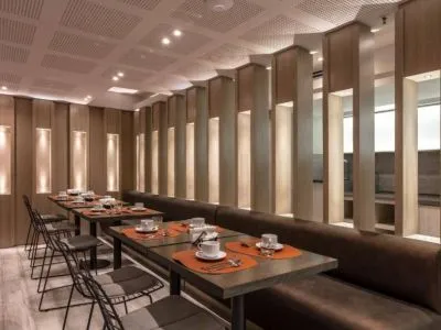 4-star Hotels Huinid Obelisco Hotel